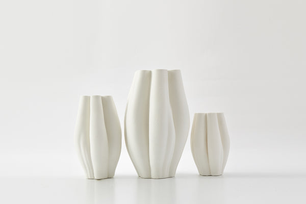 La Mer Vase Ivory